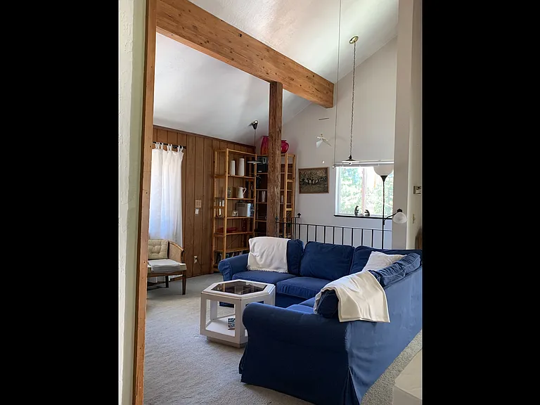190 Tiger Tail Rd — Photo 3