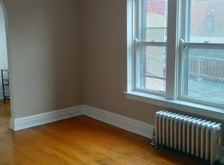 2144 S Harvey Ave #2E, Berwyn, IL 60402