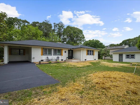 624 Sutton Dr, Pasadena, MD 21122