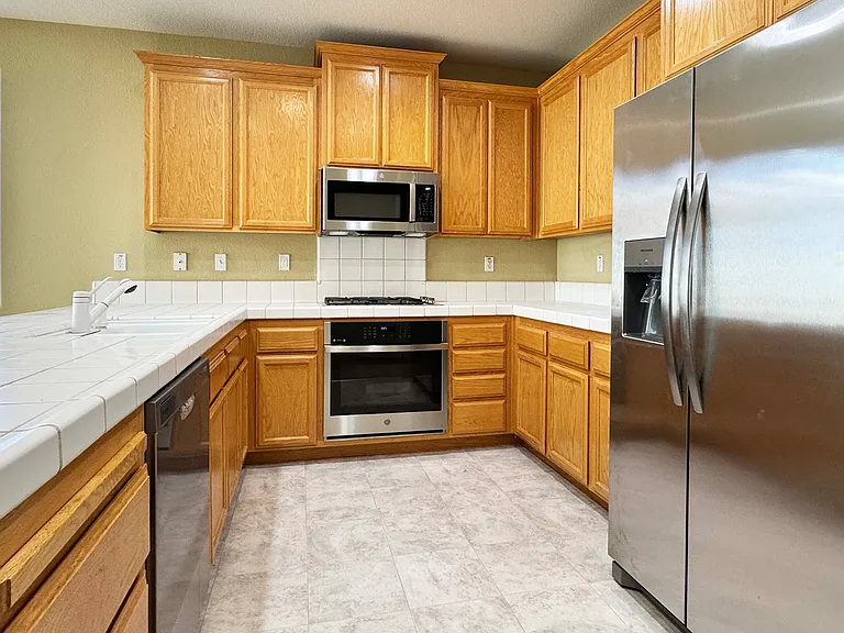 10152 Atkins Dr — Photo 4