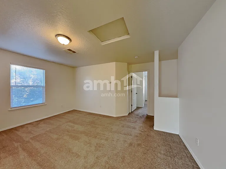 372 W Wood Owl Dr — Photo 16