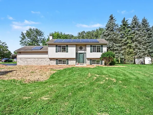 40020 N Adelphi Ave, Beach Park, IL 60099
