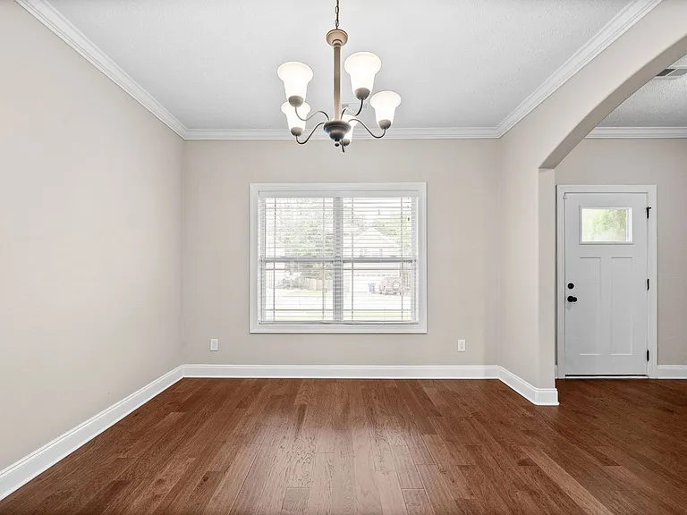 880 Cherry Blossom Ln — Photo 7