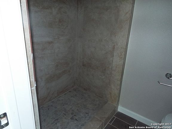 5th image of 3131 W Laurel