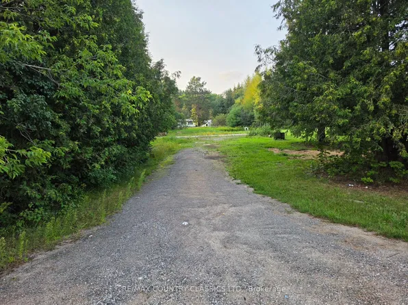 92 Paudash School Rd, Faraday, ON K0L 1C0