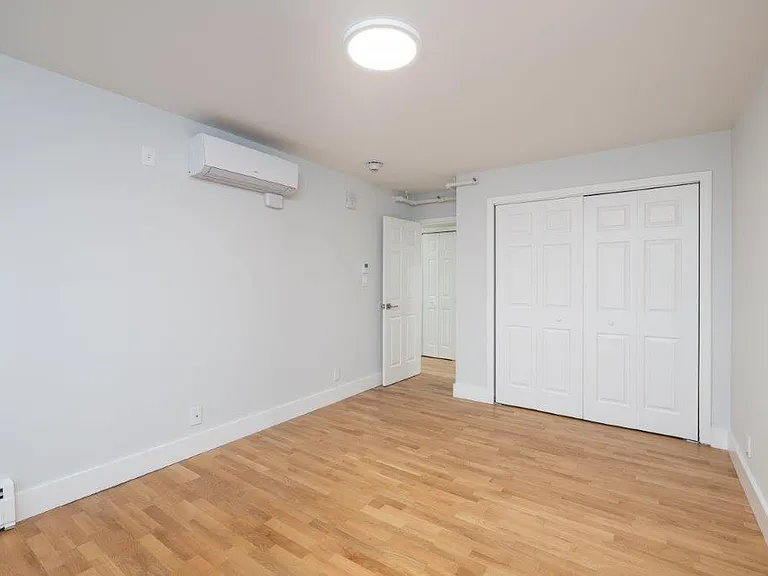 1430 Columbia Rd #4 — Photo 4