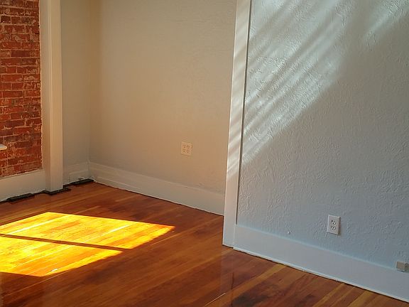4th image of 1827 W Sunset Blvd APT 105