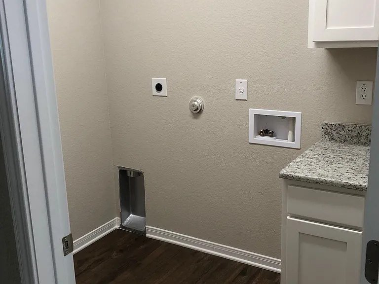 617 Ripplewood Dr — Photo 24
