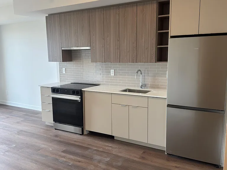 2075 Lakeshore Rd #311 — Photo 18