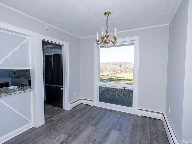 58 On The Grn — Photo 17