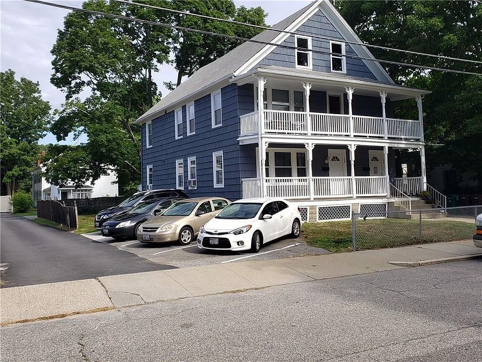 175 Coe St 1, Woonsocket, RI 02895 Zillow