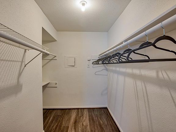 4th image of 5450 Timber Creek Place Dr #8zhchf42v