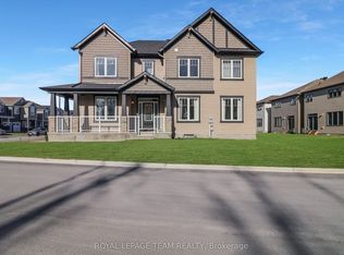647 Cygnus St, Ottawa, ON K2J7A9