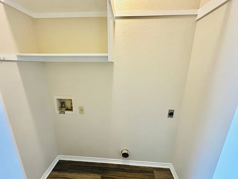 8814 Schick Rd — Photo 27