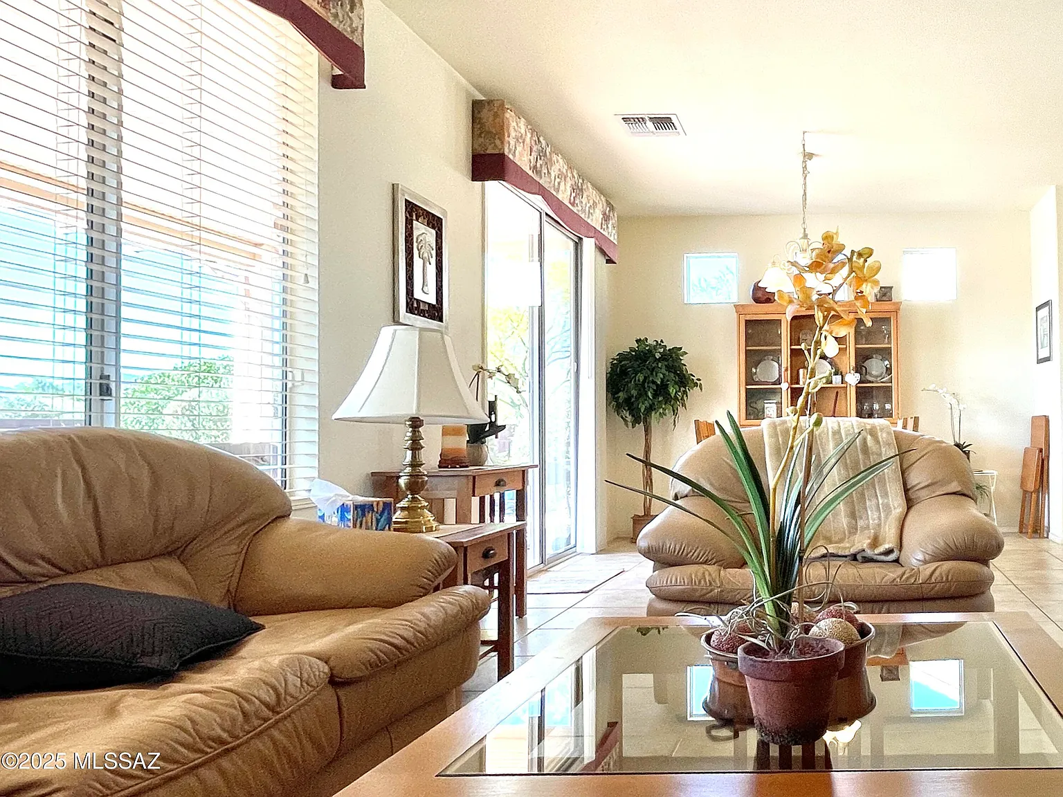 2 bed, 2.0 bath, 1619 sqft, $1,950 — Photo 4