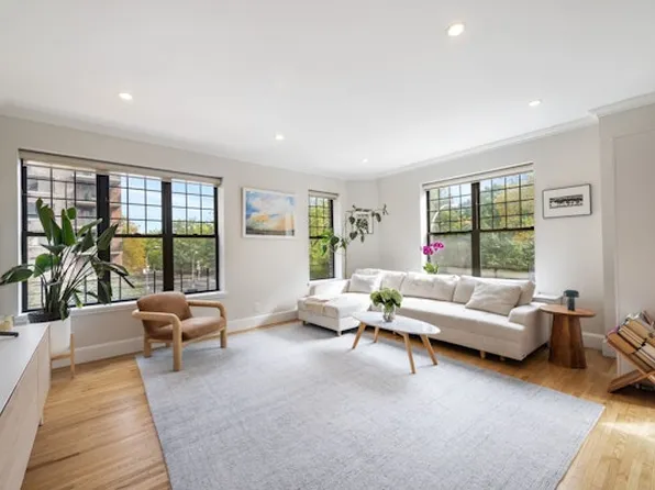 370 Central Park West image 1 of 5