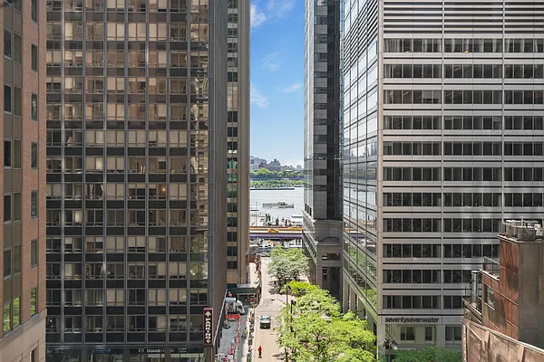 Sold by Nest Seekers International | media 26