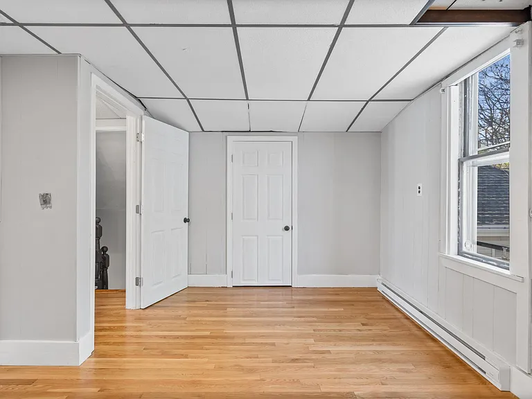 53 Falcon St — Photo 12