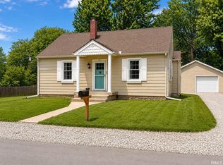 202 S 3rd Ave, Jonesboro, IN 46938