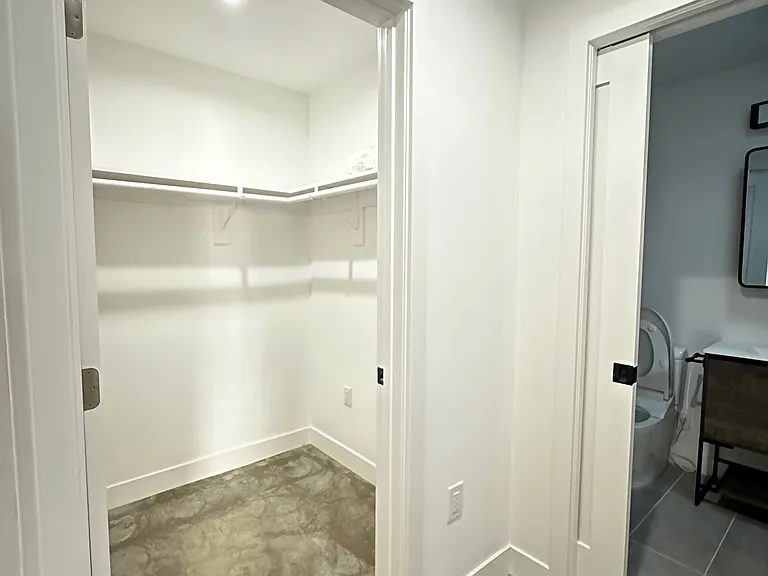 501 1/2 Grand Ave — Photo 10