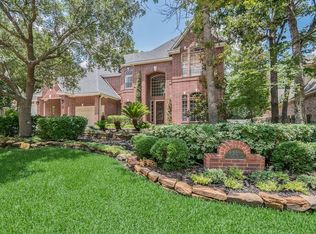 18 Lake Leaf Pl, Spring, TX 77381