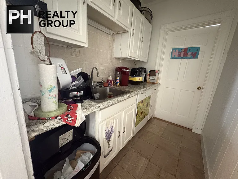 51 Cypress St #1 — Photo 13