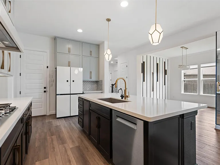 20700 Matts Cv — Photo 9