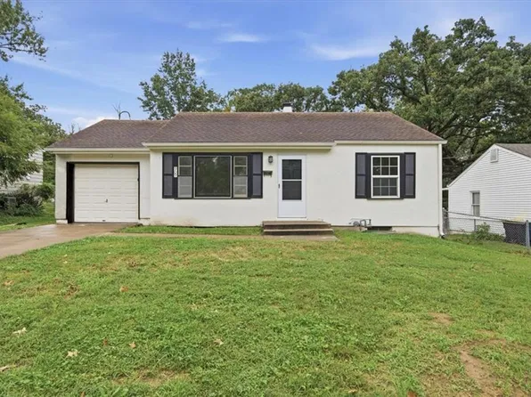 909 E 100th Ter, Kansas City, MO 64131