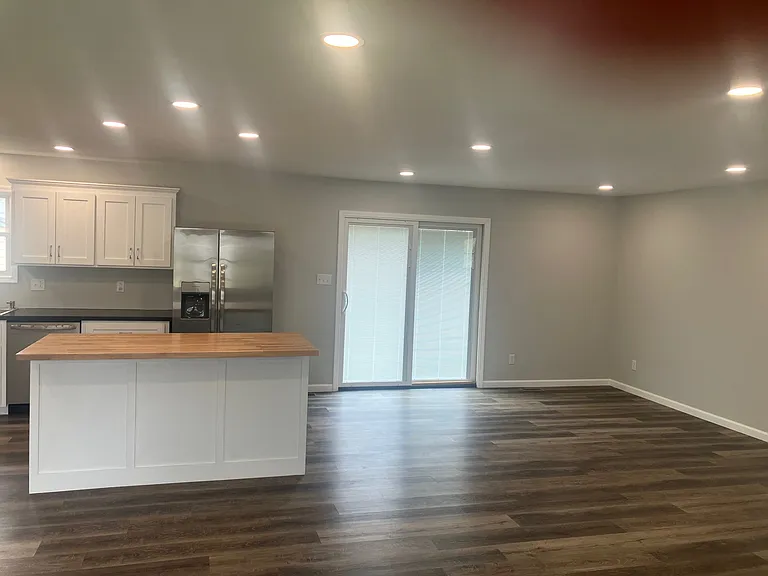 200 S Taylor Ave — Photo 9