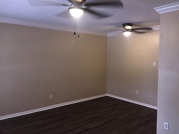 3rd image of 4710 Airport Blvd APT 203