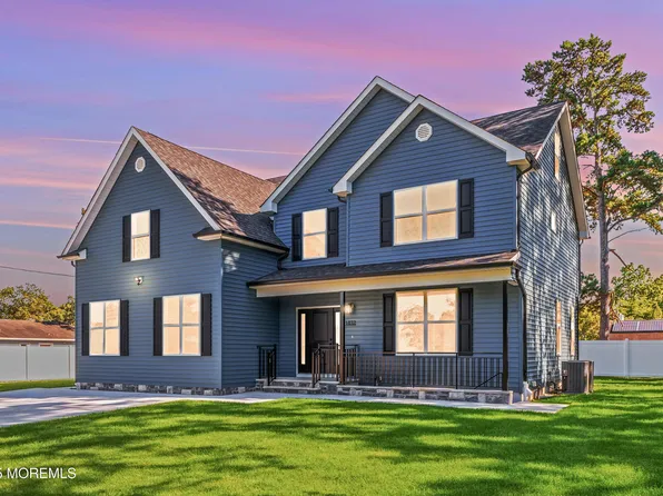 1032 3rd Avenue, Toms River, NJ 08757