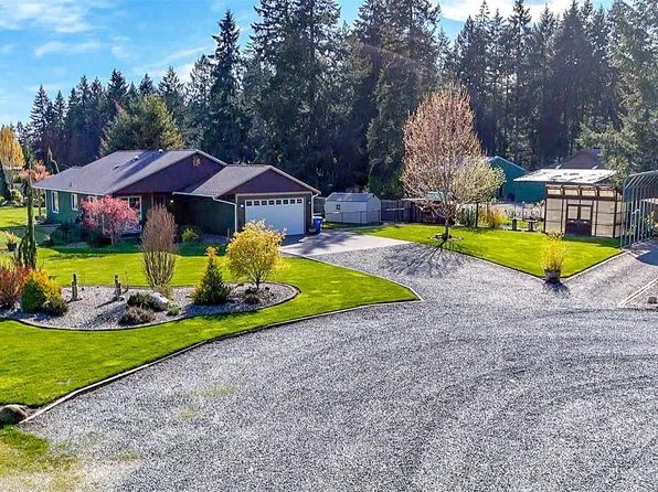 2906 201st Street Ct E, Spanaway, WA 98387