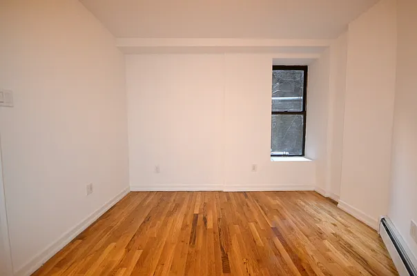 Rented by Bold New York | media 25