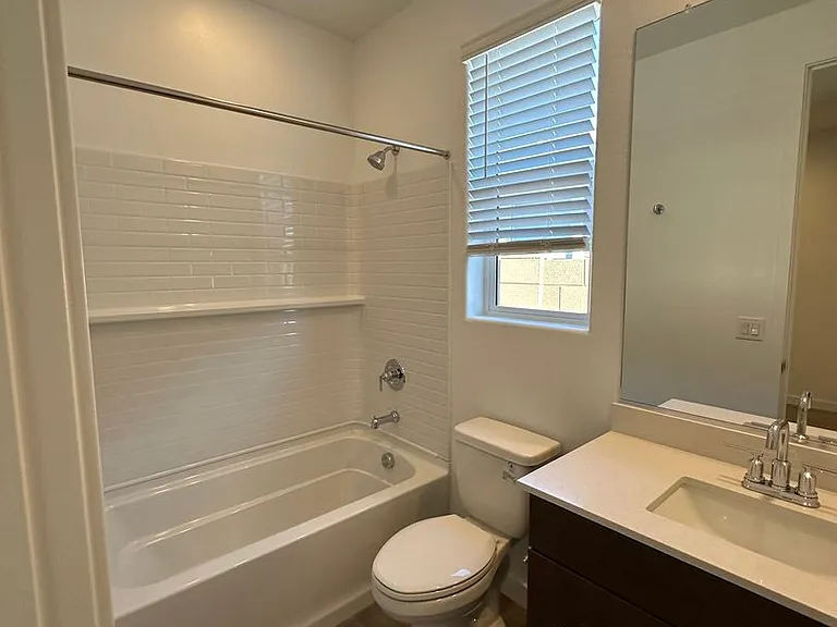 3228 W Morning Vista Ln — Photo 12