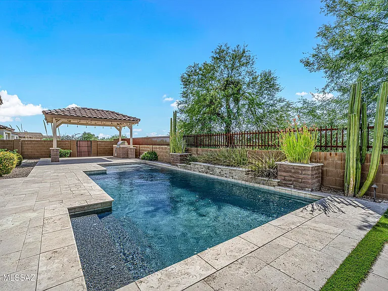 2447 N Wychwood Ct — Photo 43