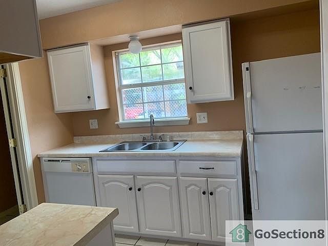 2nd image of 10916 Babe Ruth St