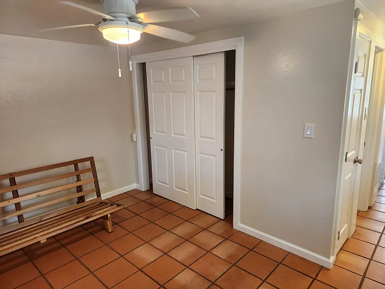 10 Deer Path Ave #3 — Photo 9