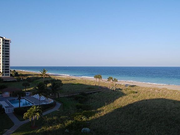 4th image of 1042 Windward Dr #3403