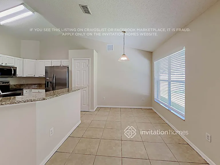409 NW Concord Dr — Photo 7