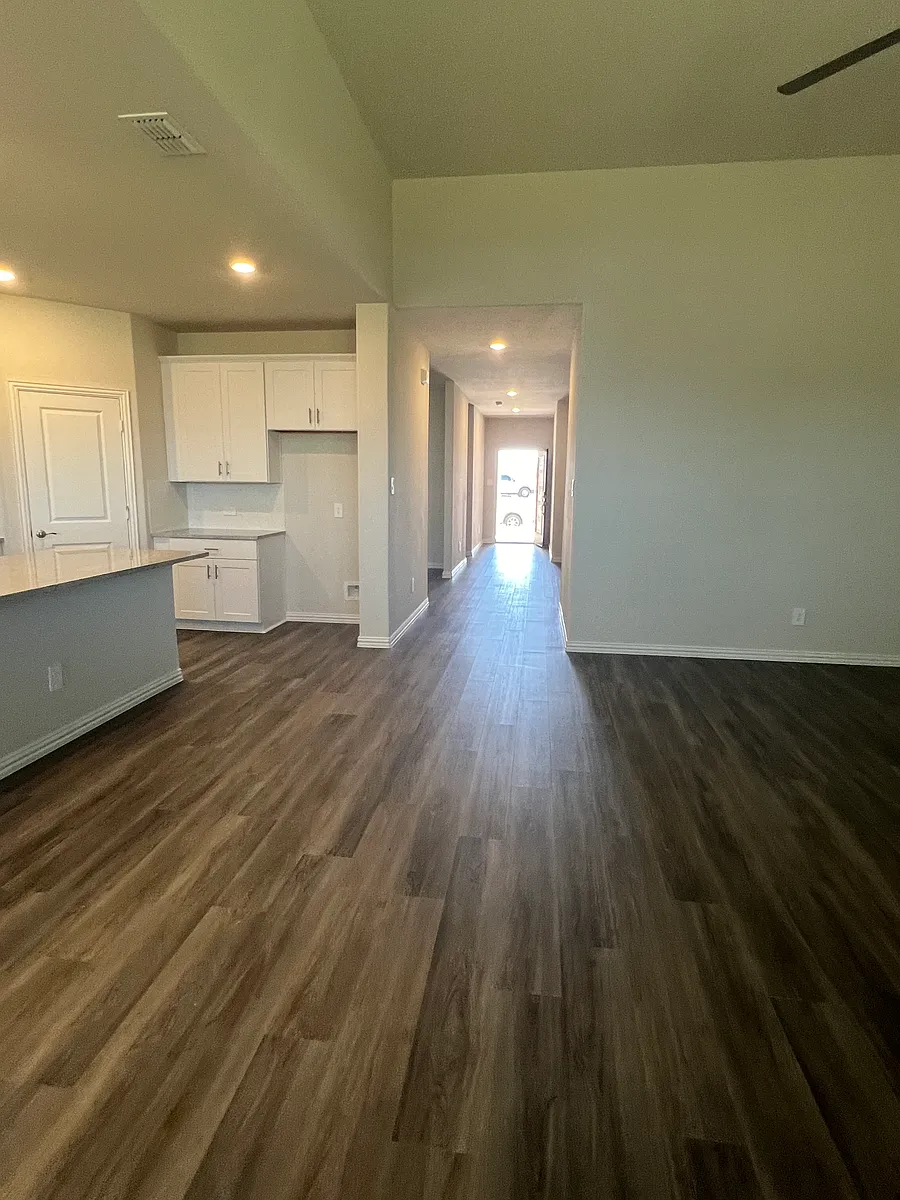 Building Photo - 4005 Turpin Dr