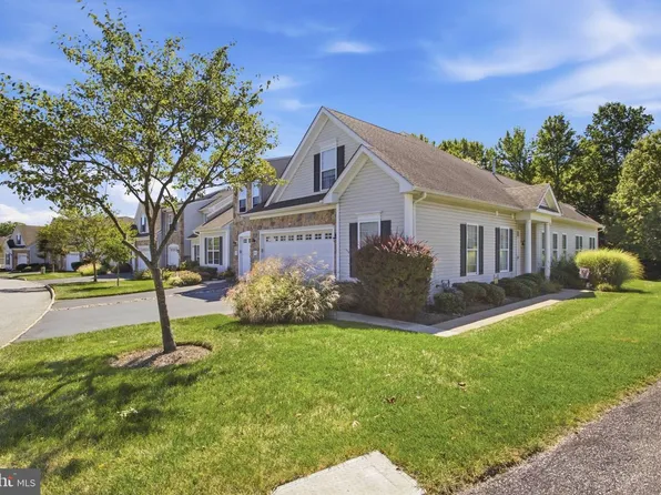 1631 Village Ave, Garnet Valley, PA 19060