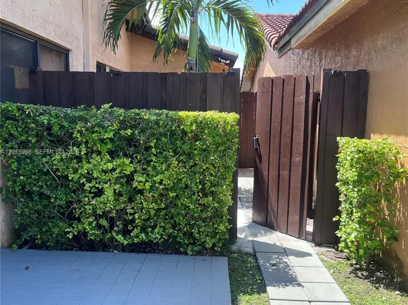 1115 SW 136th Pl #2, Miami, FL 33184
