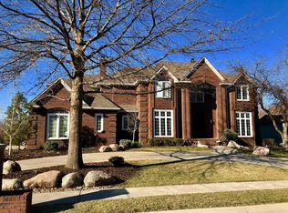 16422 Jones Cir, Omaha, NE 68118