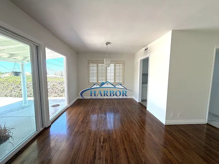 1630 Miracosta St — Photo 25