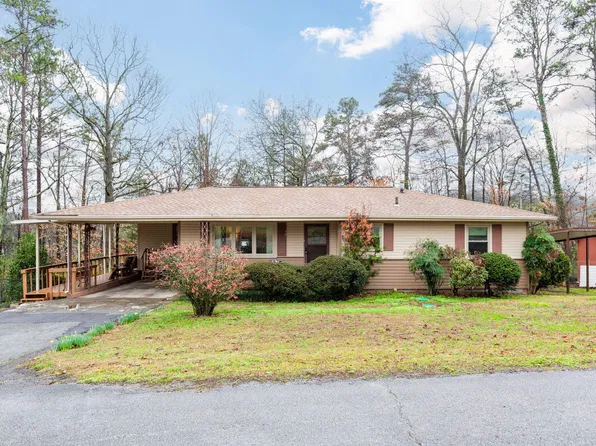 345 Lawrence St, Rossville, GA 30741