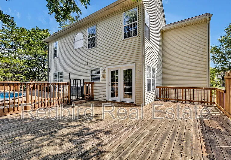 399 Clarkston Dr — Photo 15