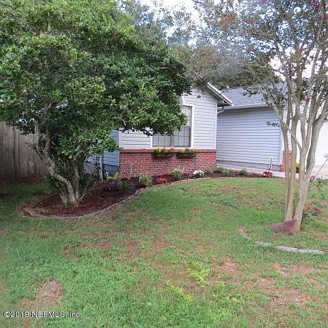 335 Hickory Hollow Dr N — Photo 3