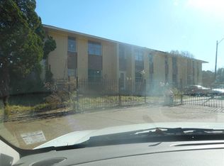 1125 Raymond Rd, Jackson, MS 39204