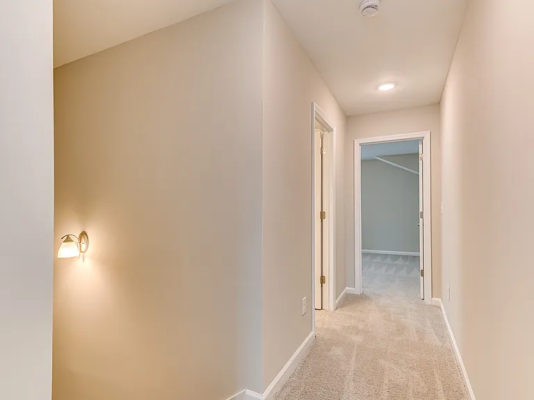 157 Dublin Loop — Photo 32