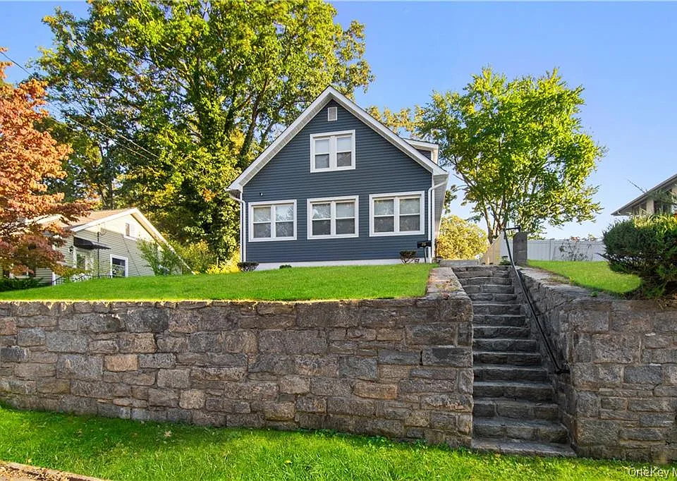 26 Woodfield Ter
